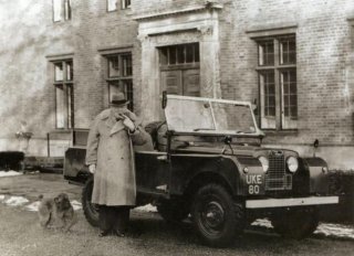 winston-churchills-land-rover-uke-80_1 winston-churchills-land-rover-uke-80_1