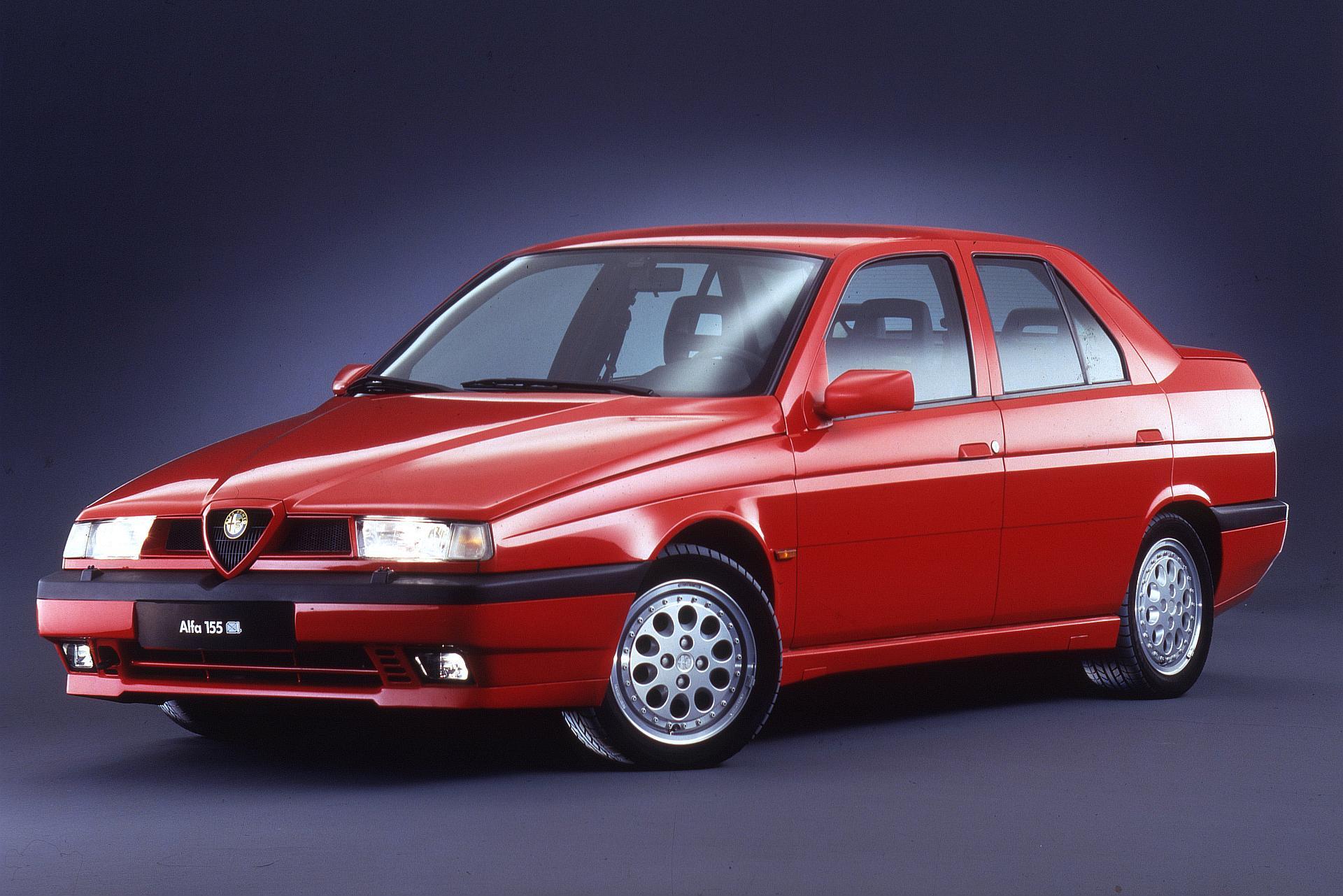 75 lat napędu na cztery koła w Alfie Romeo - od "Matty" po inteligentne Q4