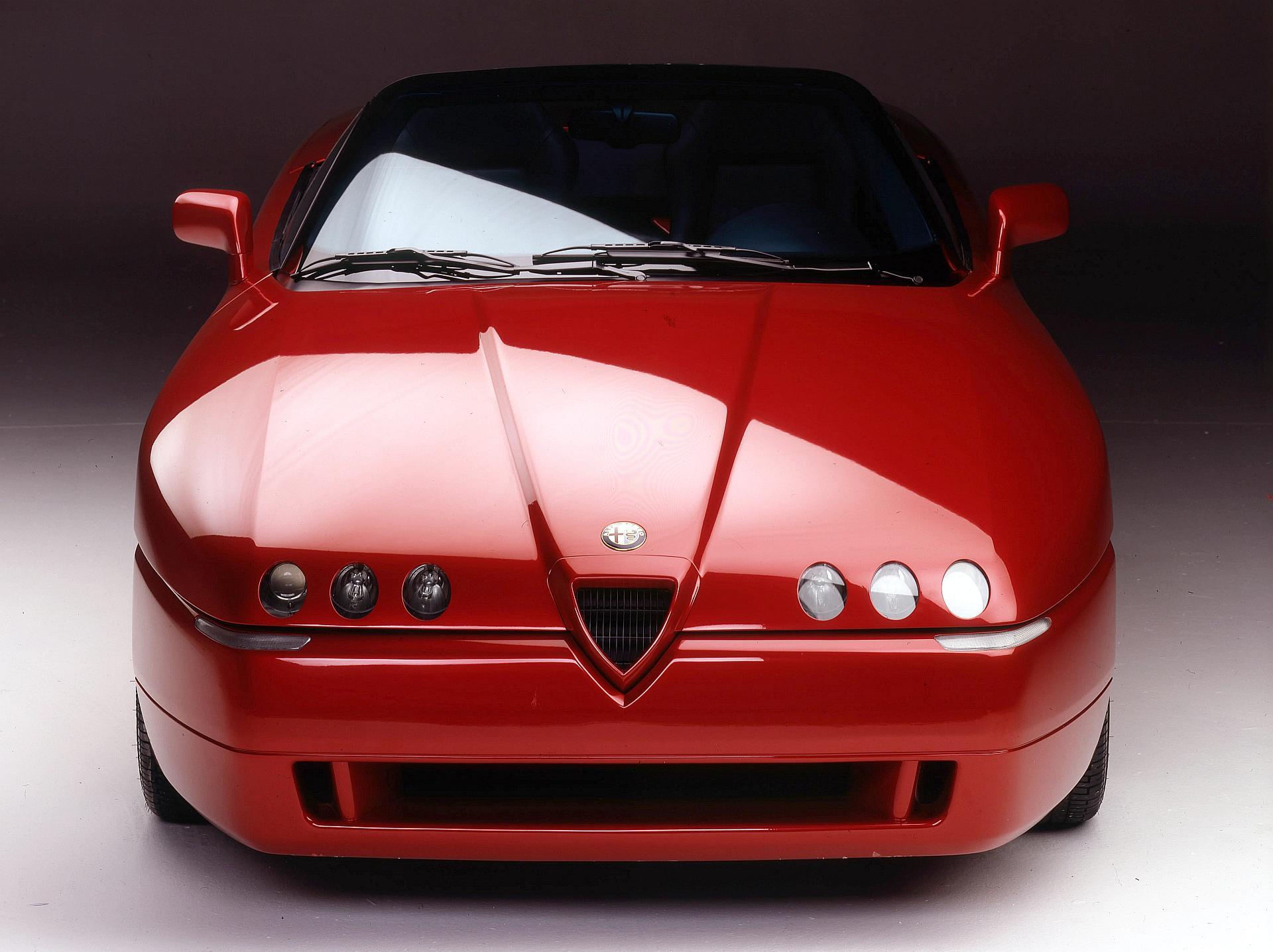 75 lat napędu na cztery koła w Alfie Romeo - od "Matty" po inteligentne Q4