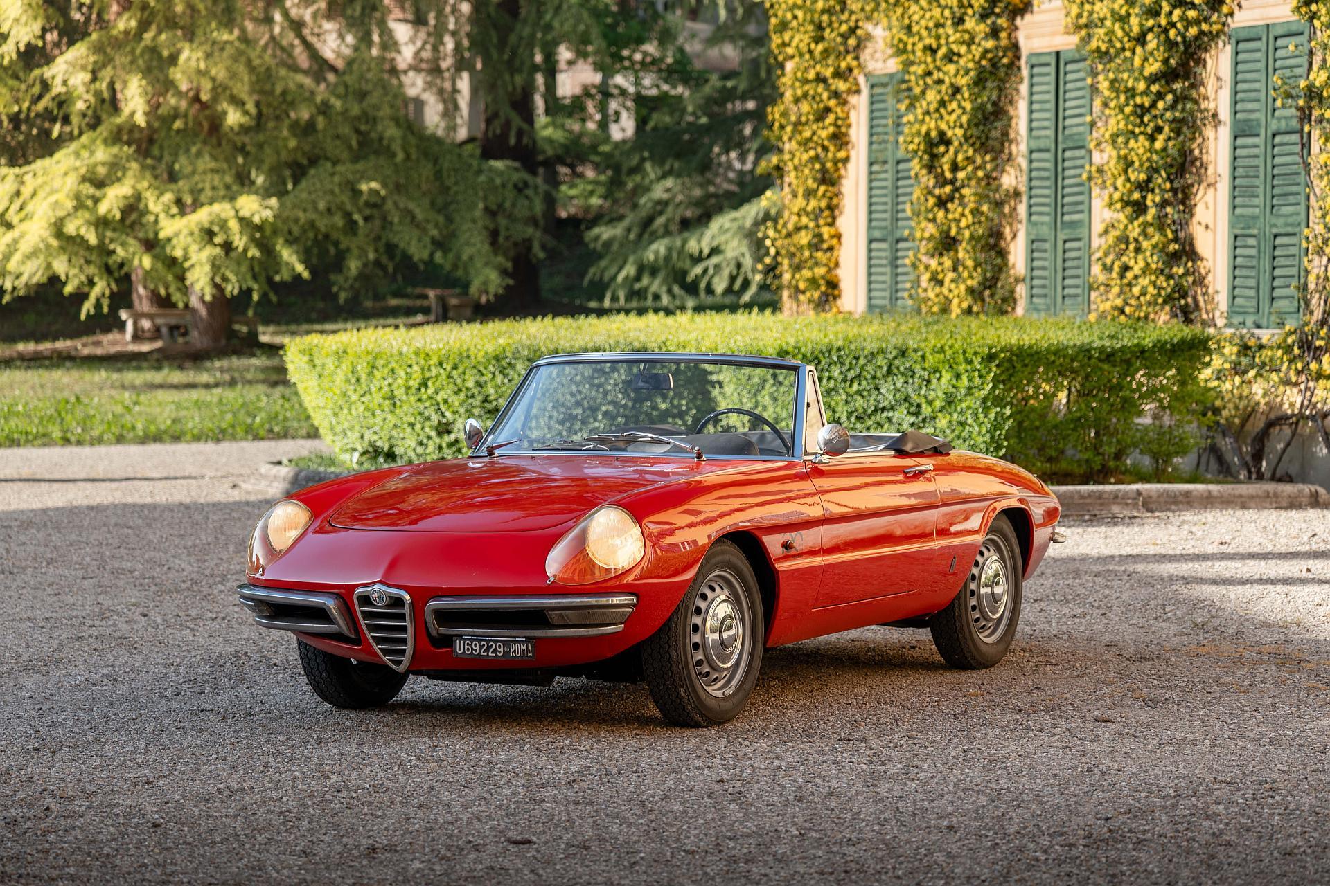 Alfa Romeo Spider "Duetto" świętuje 60 lat