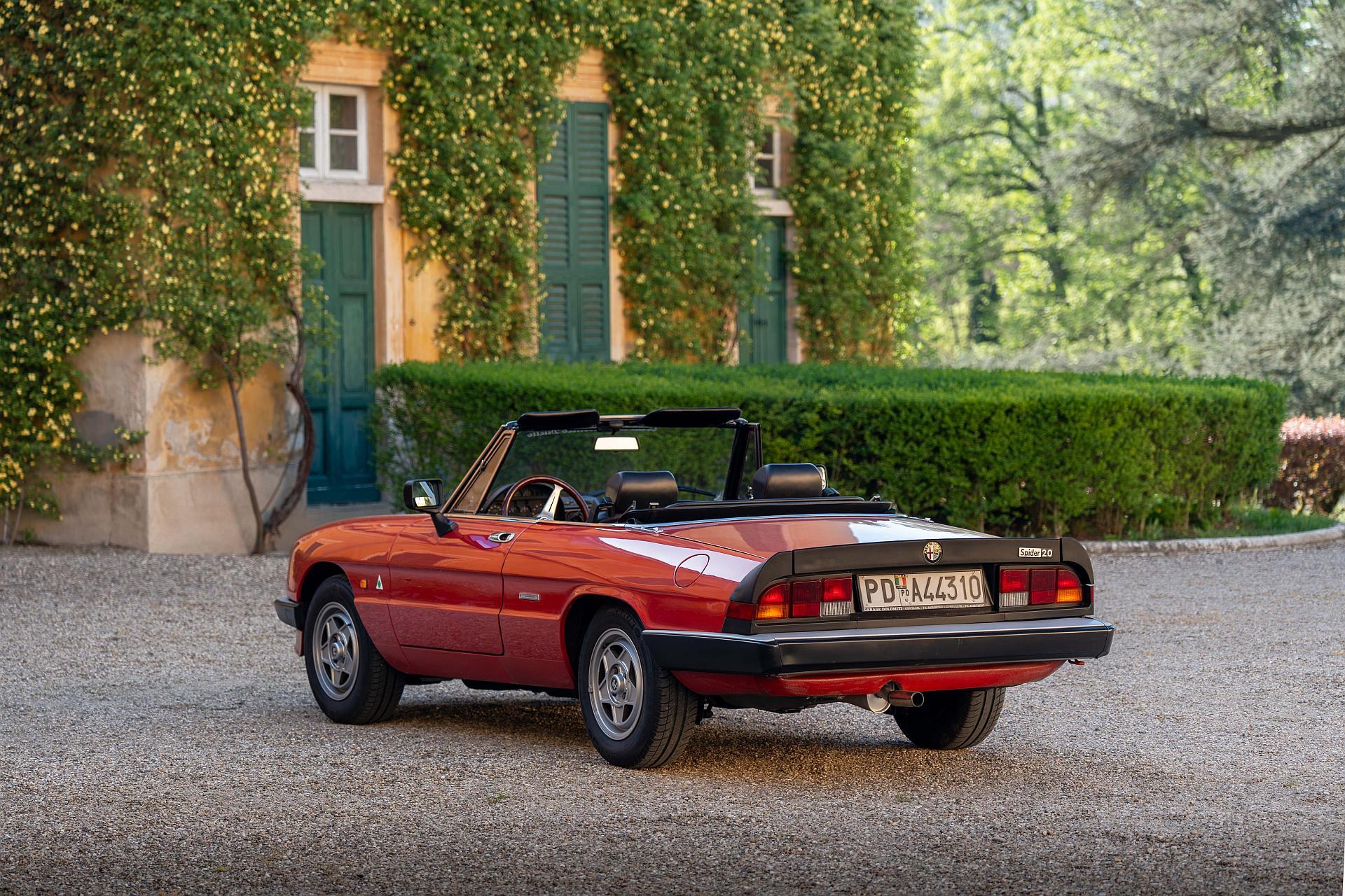 Alfa Romeo Spider "Duetto" świętuje 60 lat