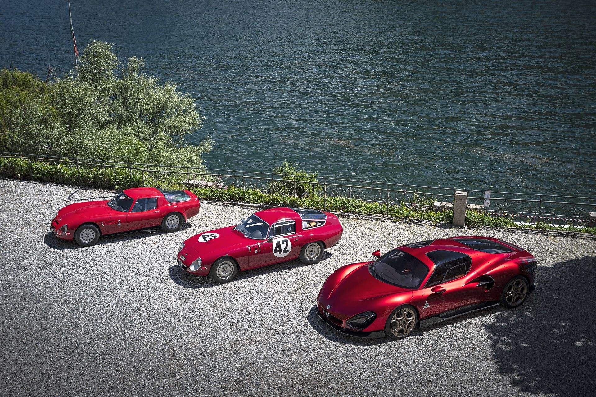 Alfa Romeo 33 Stradale - książka o legendzie i nowej ikonie marki