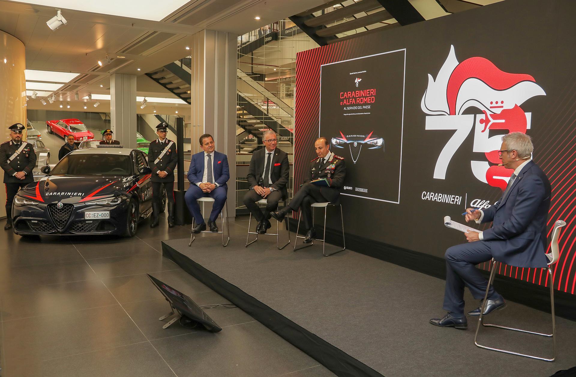 Carabinieri i Alfa Romeo - motoryzacyjna historia pisana na drogach Italii