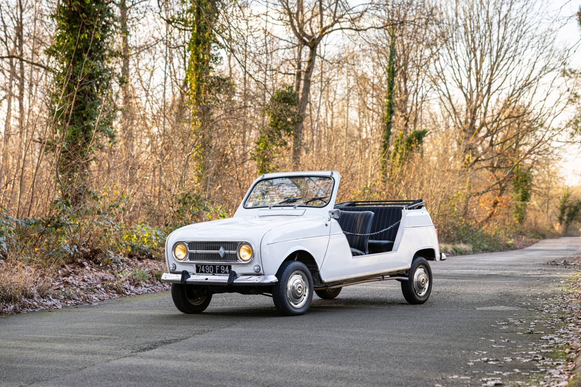 Renault 4 Plein Air - francuski powiew wolności lat 60.
