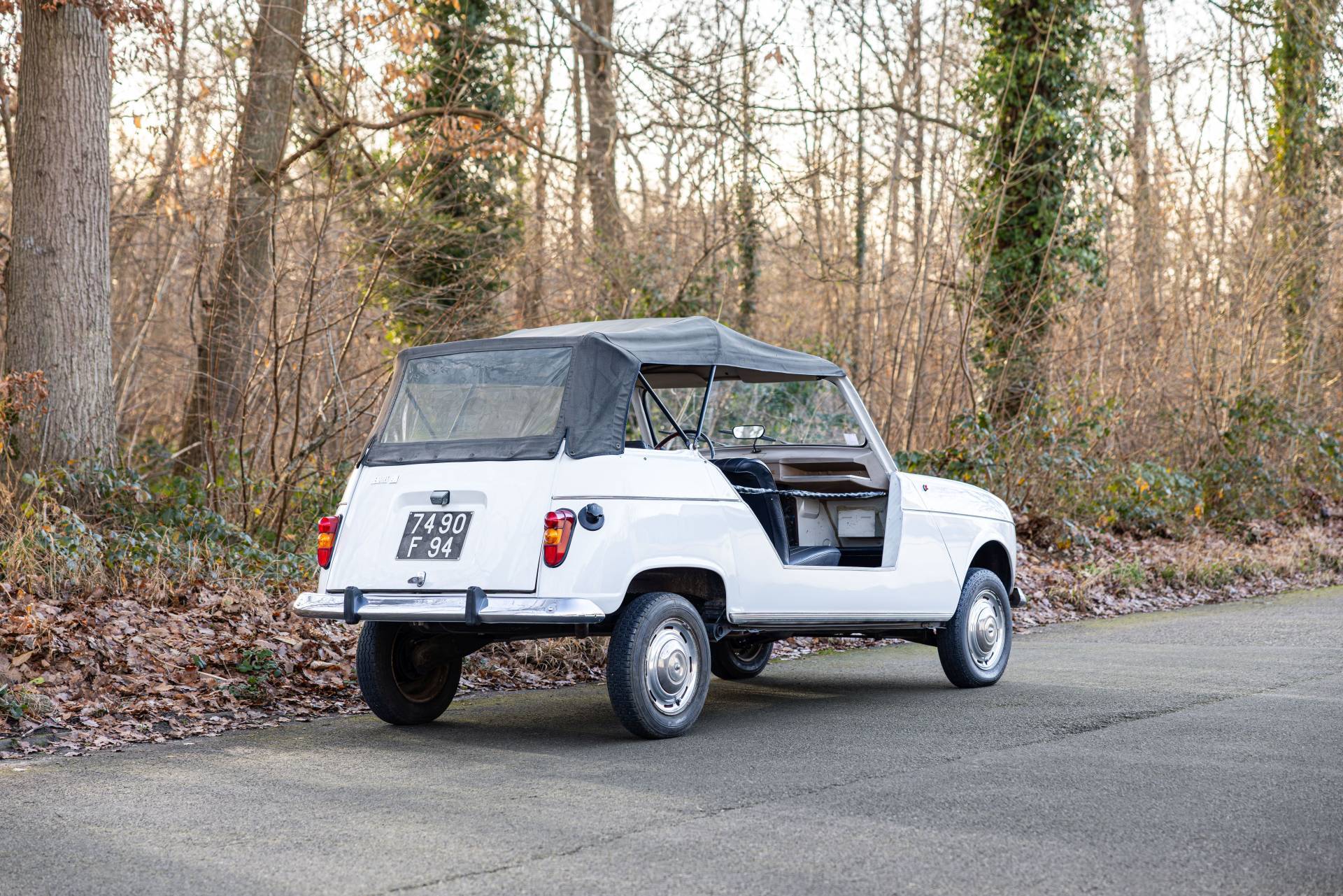 Renault 4 Plein Air - francuski powiew wolności lat 60.