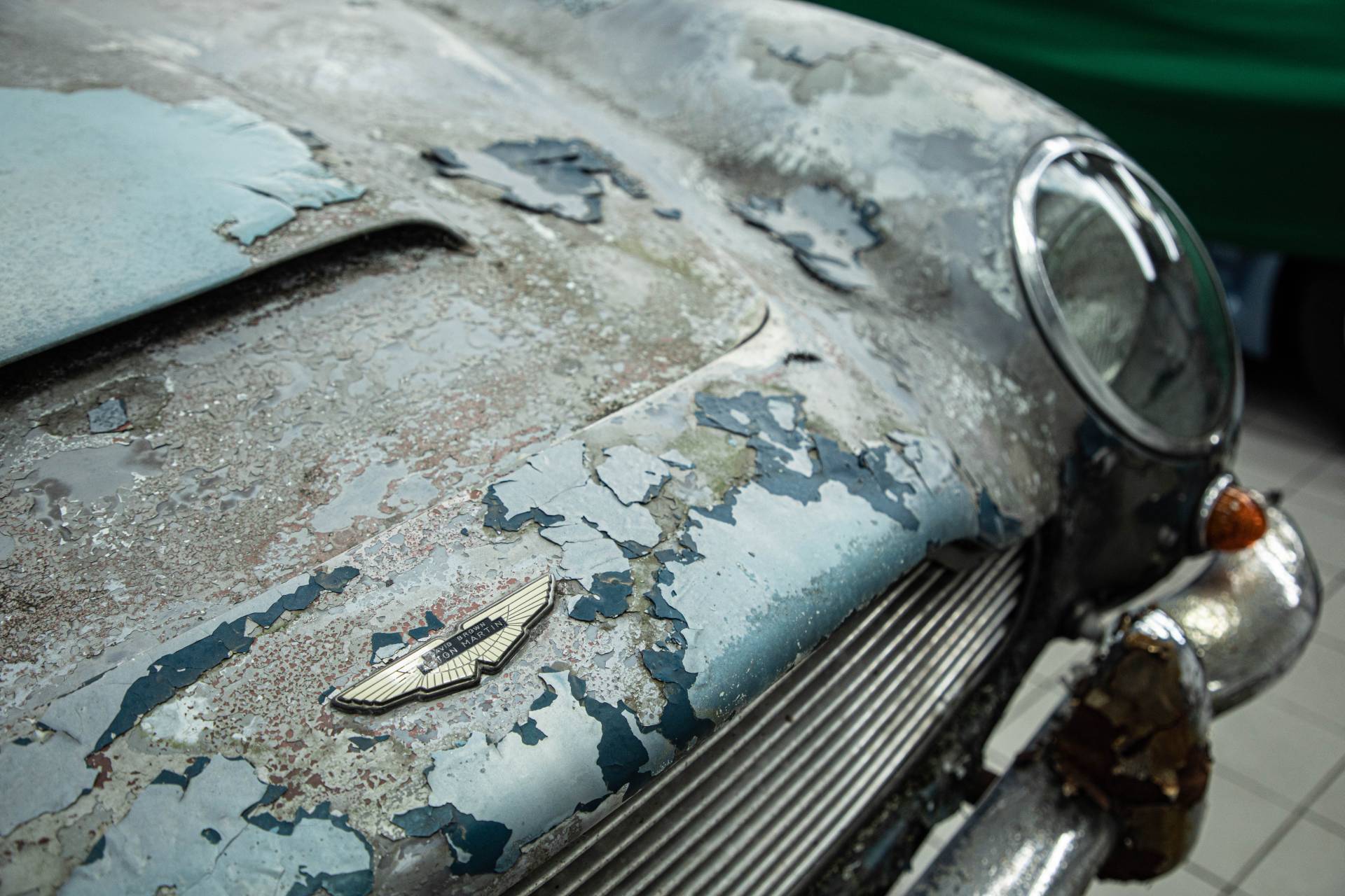 Aston Martin DB5 - 50 lat czekania na perfekcję