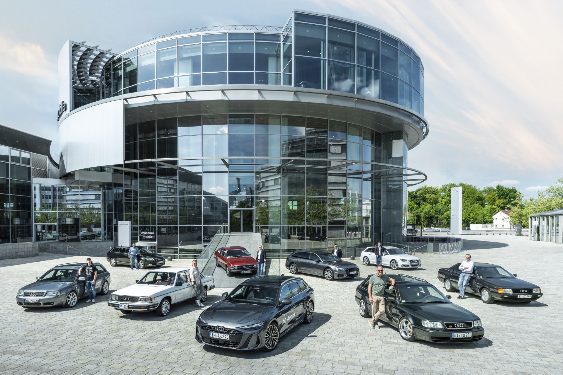 Dziewięć pokoleń innowacji - Audi A6 kontynuuje legendę