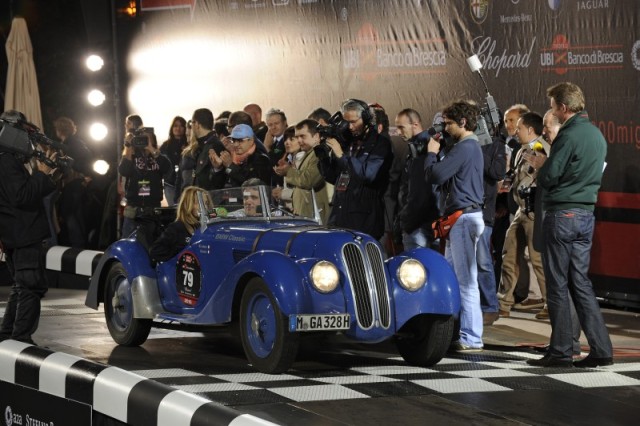 BMW 328 na mecie Mille Miglia 2010 - Team Enzo Ciravolo i Maria Leitner