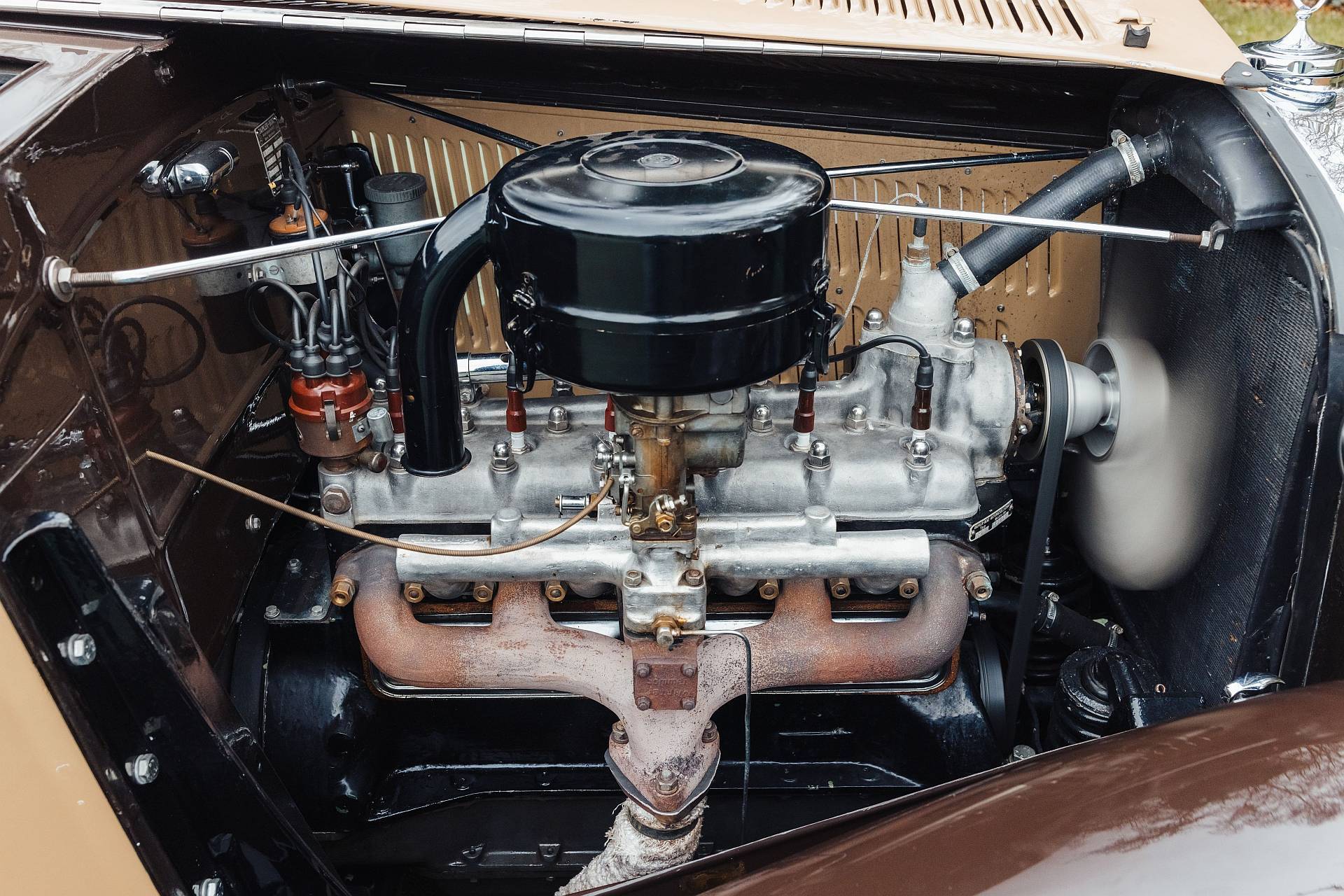 Mercedes-Benz 320N Cabriolet - elegancja i inżynieria późnych lat trzydziestych