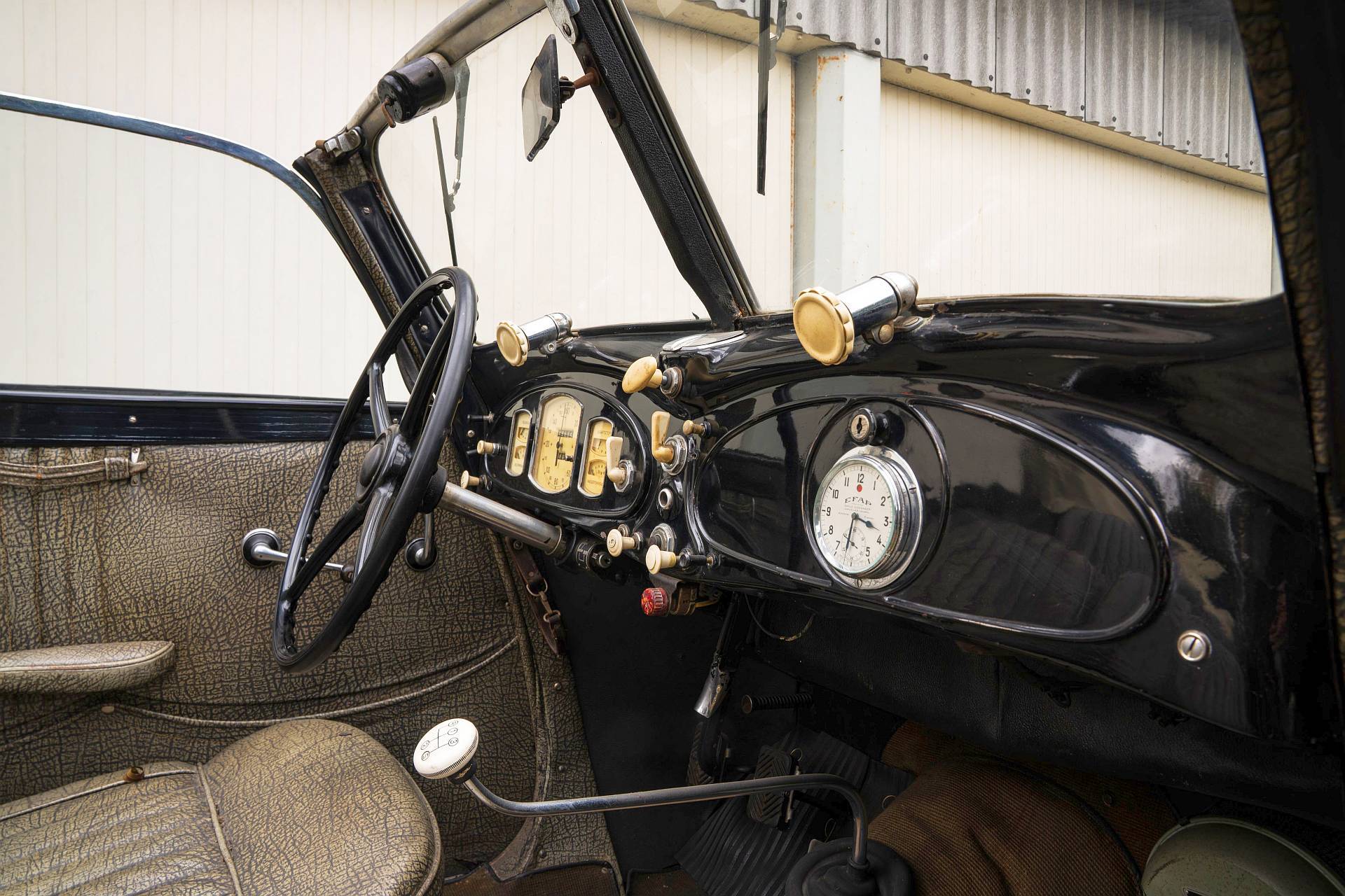 BMW 335 Cabriolet - ostatni akord (przed)wojennej elegancji