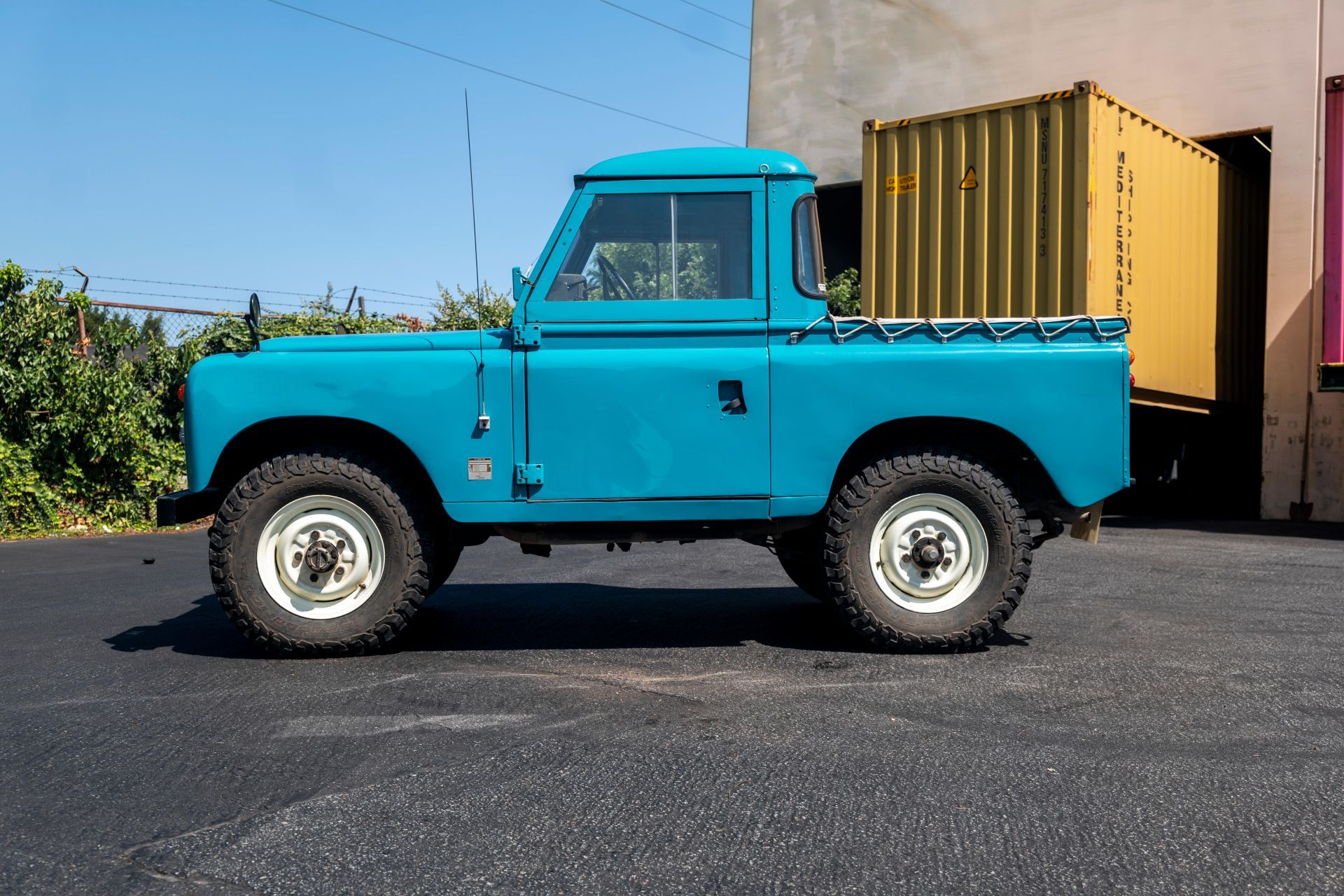 Land Rover Santana 88 - klasyka terenowa z hiszpańskim charakterem