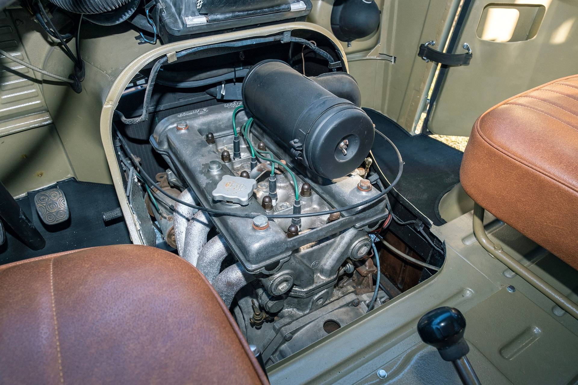 Od służby państwowej do klasyka - Alfa Romeo F12 Minibus