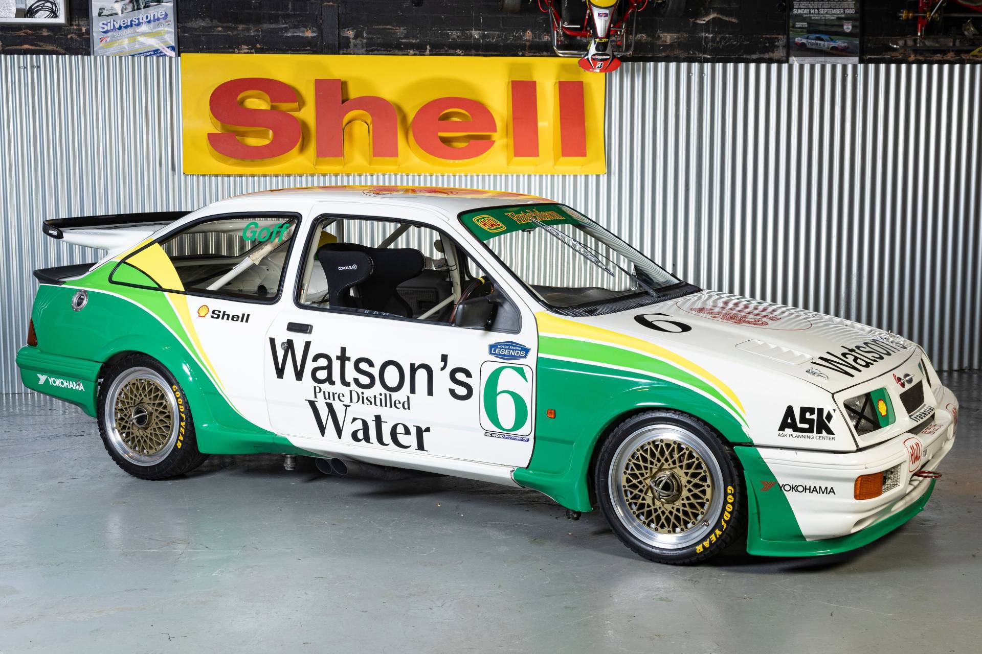 Ford Sierra RS500 legenda Grupy A, która wciąż triumfuje na torach Europy
