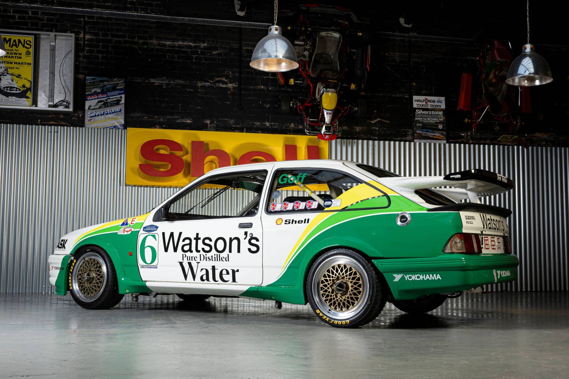 Ford Sierra RS500 legenda Grupy A, która wciąż triumfuje na torach Europy