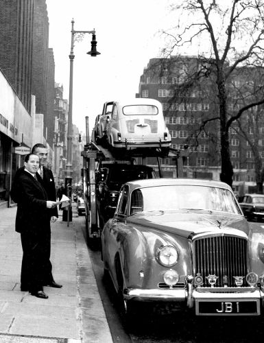 JB 1 - tablica rejestracyjna za milion złotych!