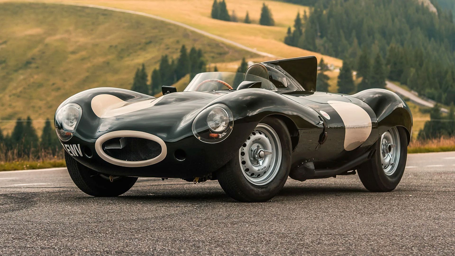 Jaguar D-Type z 1956 - najrzadszy i najlepiej zachowanych egzemplarz