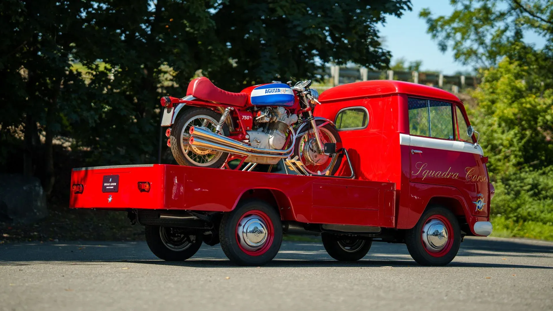 MV Agusta 1100 D2 - użytkowy klasyk, który woził motocyklową historię