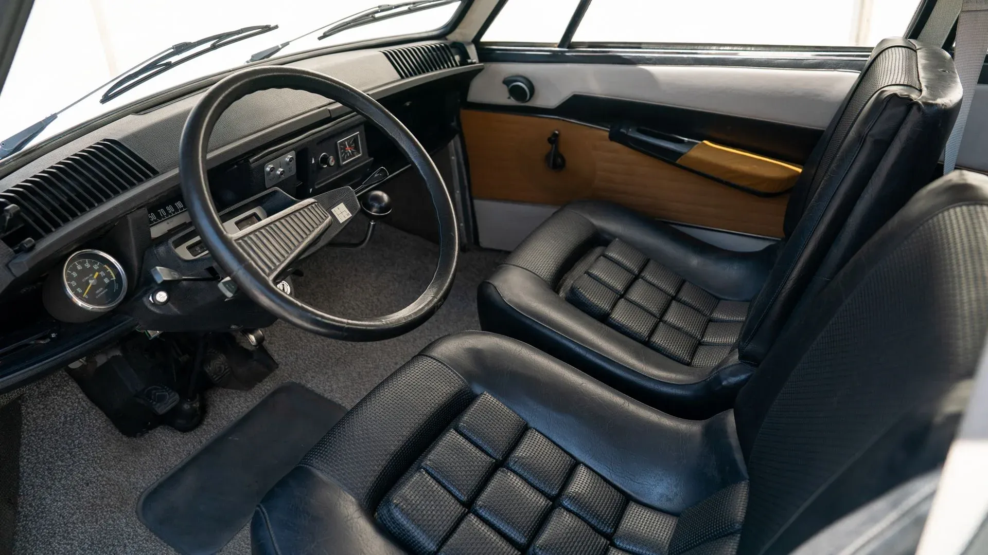 Citroën M35 - francuskie laboratorium na kołach