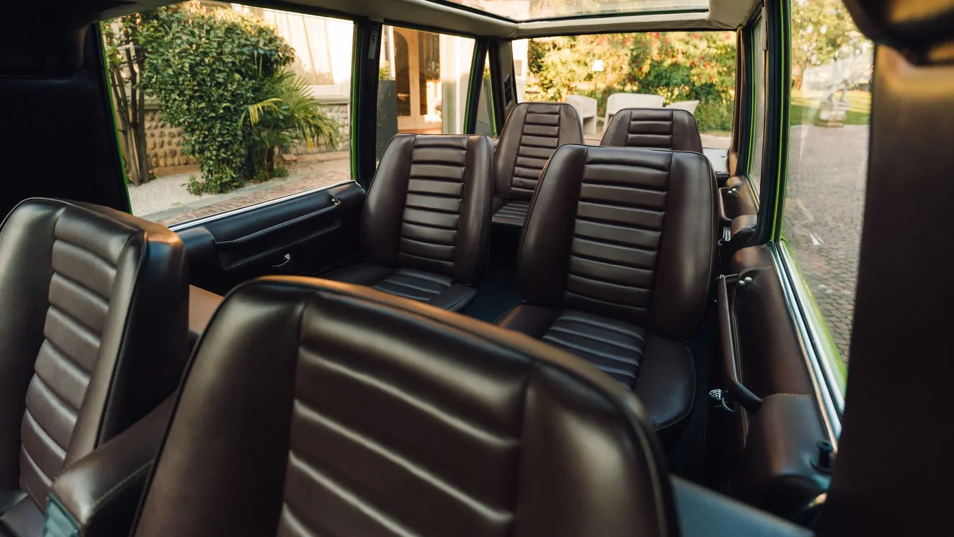 Fiat Visitors Bus - ekskluzywny transport dla gości epoki Agnellego