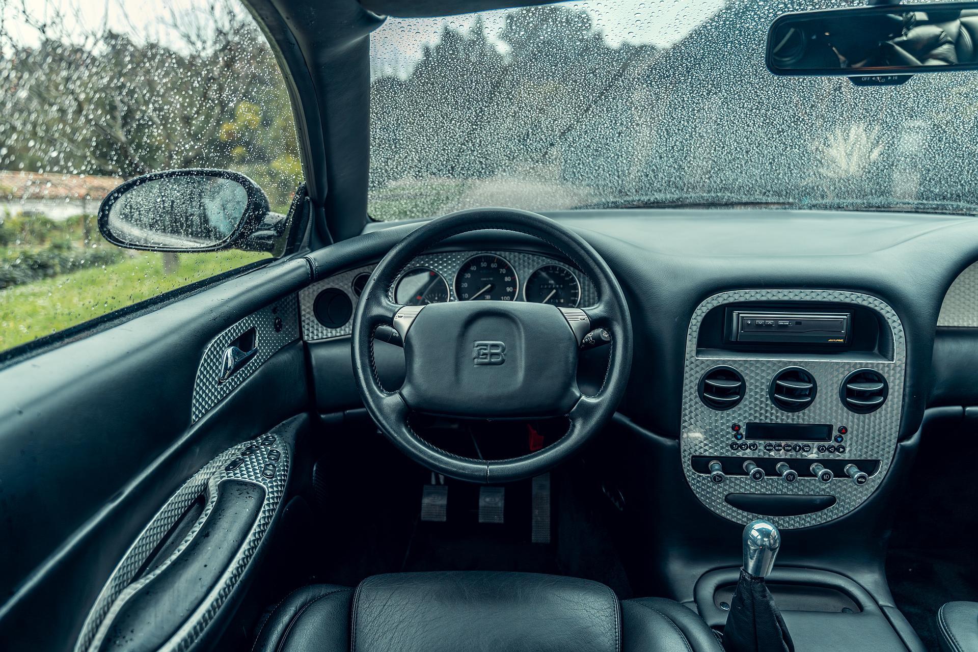 Bugatti EB112 - wizja luksusowej limuzyny z duszą supersamochodu