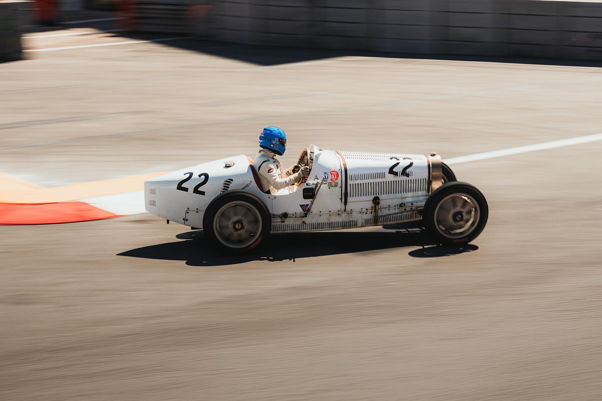 Bugatti Type 35 - legenda torów, która wciąż żyje i zwycięża