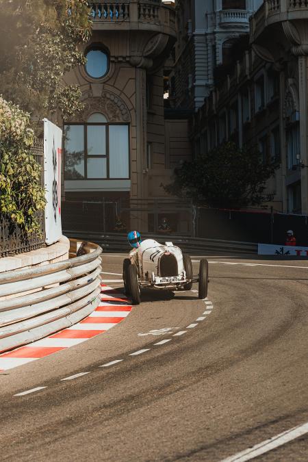 Bugatti Type 35 - legenda torów, która wciąż żyje i zwycięża