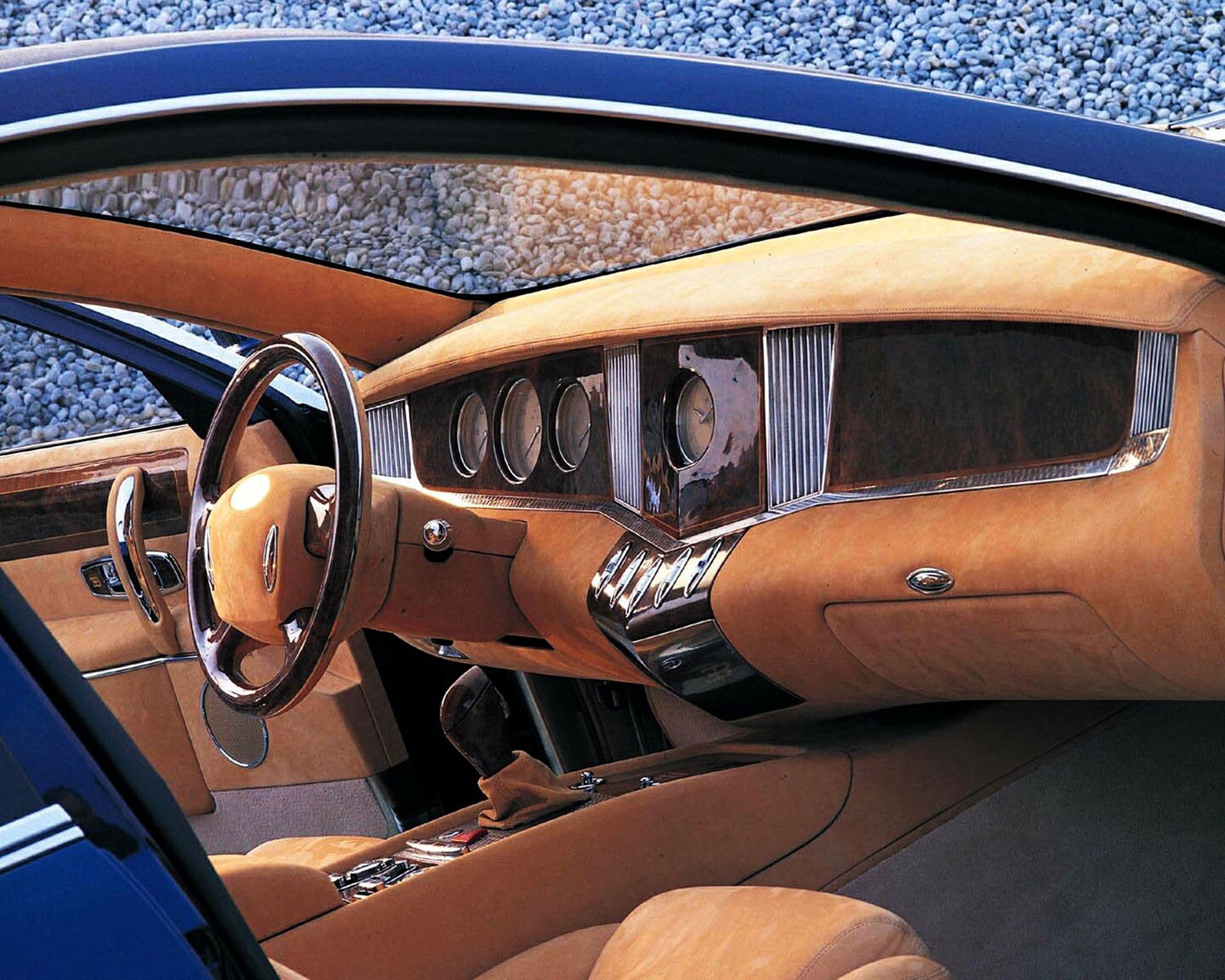 Od szkicu na kopercie do legendy - jak powstał Bugatti Veyron