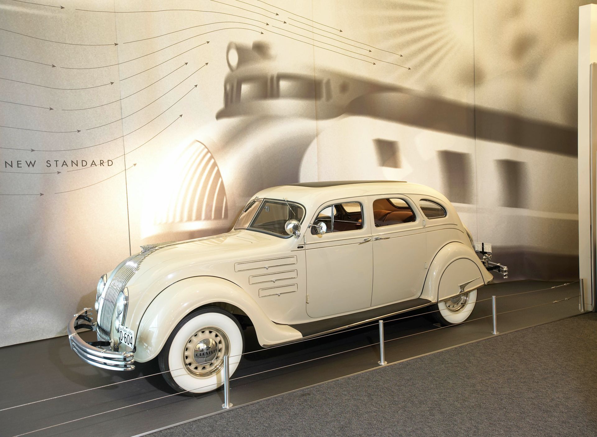 Chrysler świętuje 100 lat innowacji i motoryzacyjnej historii