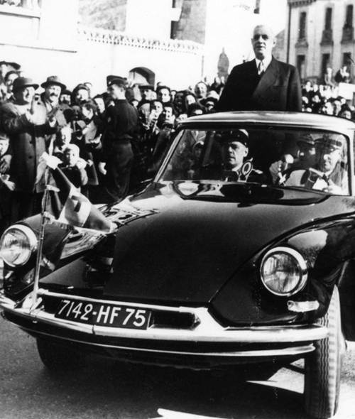 DS Automobiles na Rétromobile 2026 - prezydenckie ikony w Paryżu