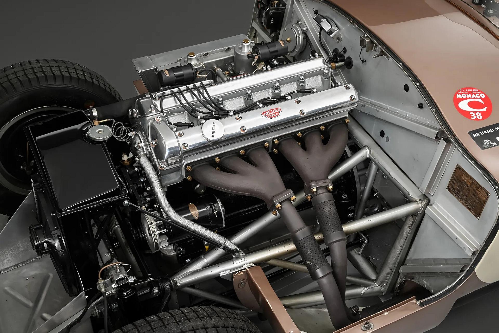 Jaguar C-Type z nr podwozia XKC 018 - wyścigowa ikona z rodowodem mistrzów