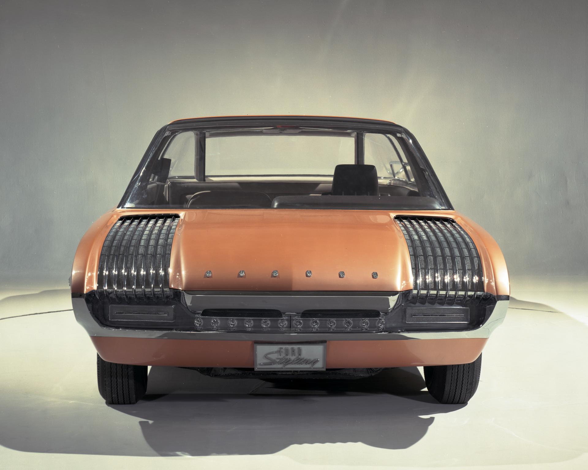 Ford Aurora - wizja jutra sprzed 60 lat powraca dzięki sztucznej inteligencji