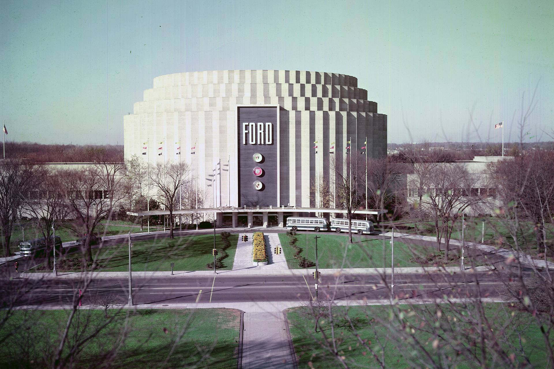 Ford Heritage Vault - cyfrowa baza ponad stu lat historii marki