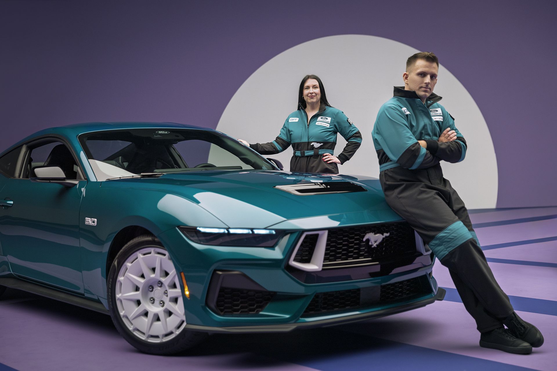 Mustang FX 2026 - nowoczesny hołd dla klasyki Mustanga