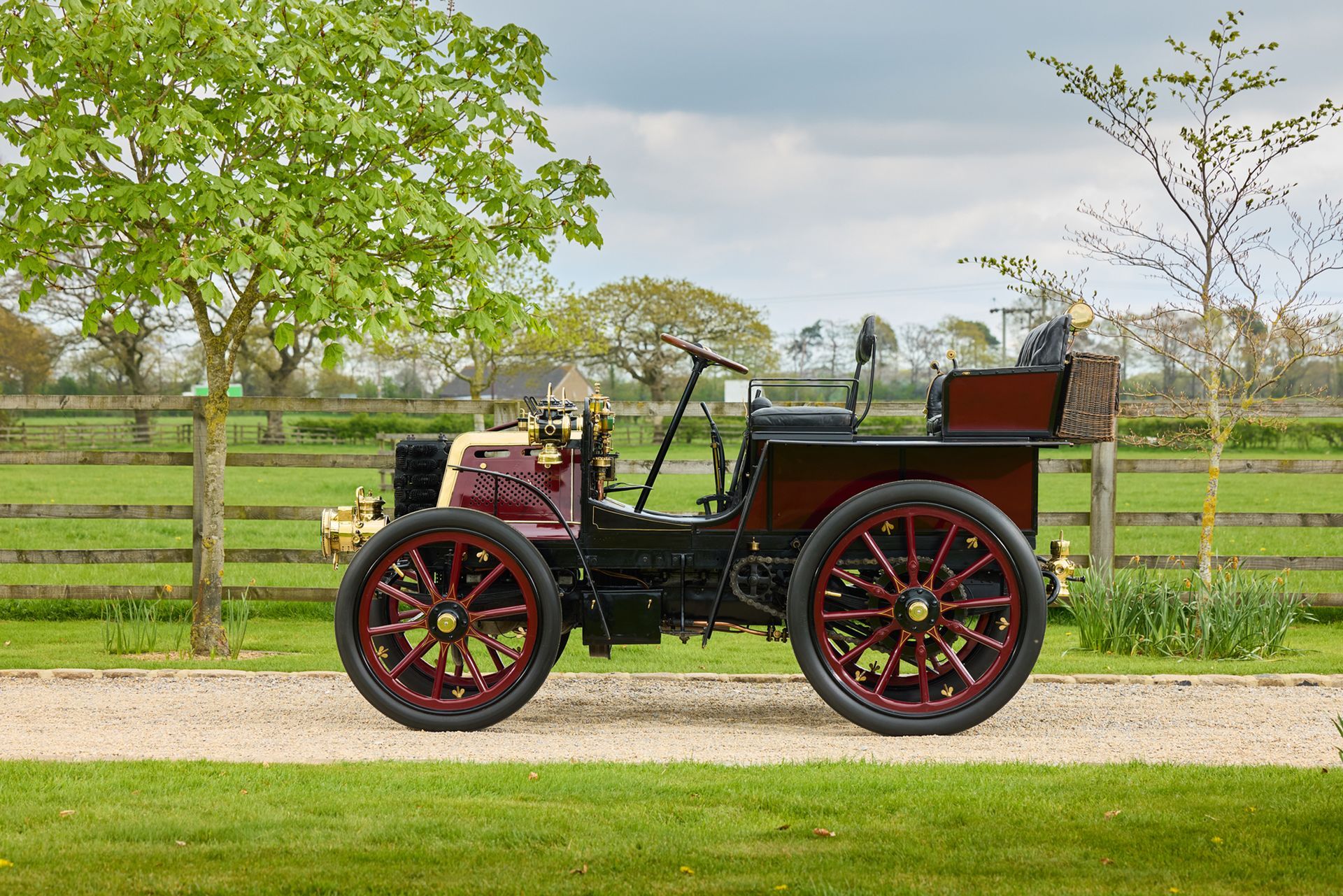Panhard-Levassor M4E - prawdziwy oldtimer z wyścigową duszą