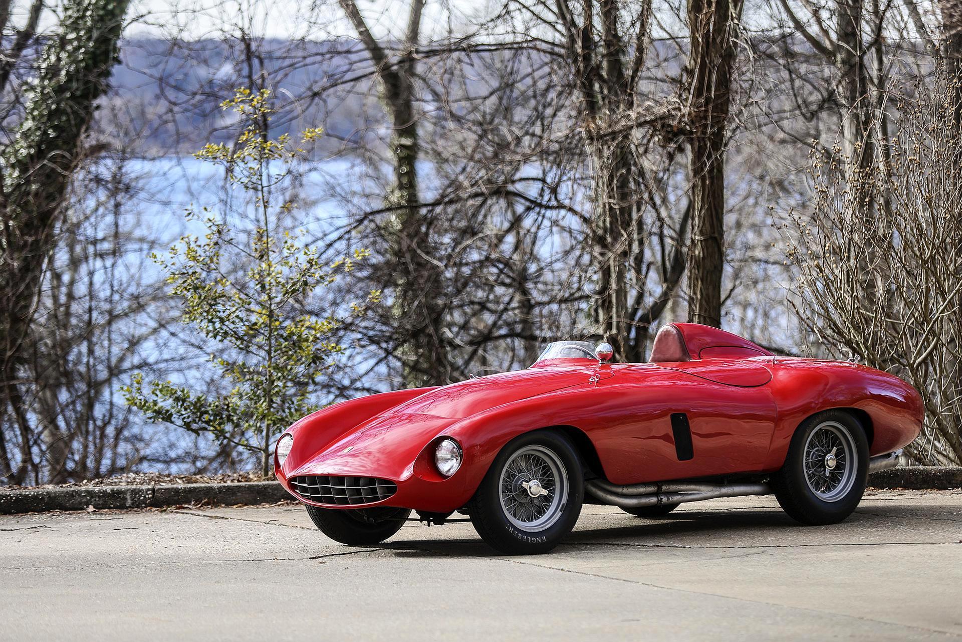 Ferrari 750 Monza - czterocylindrowa legenda z torów Europy i USA
