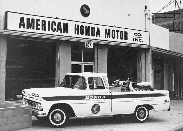 1959 Honda Enters US Market