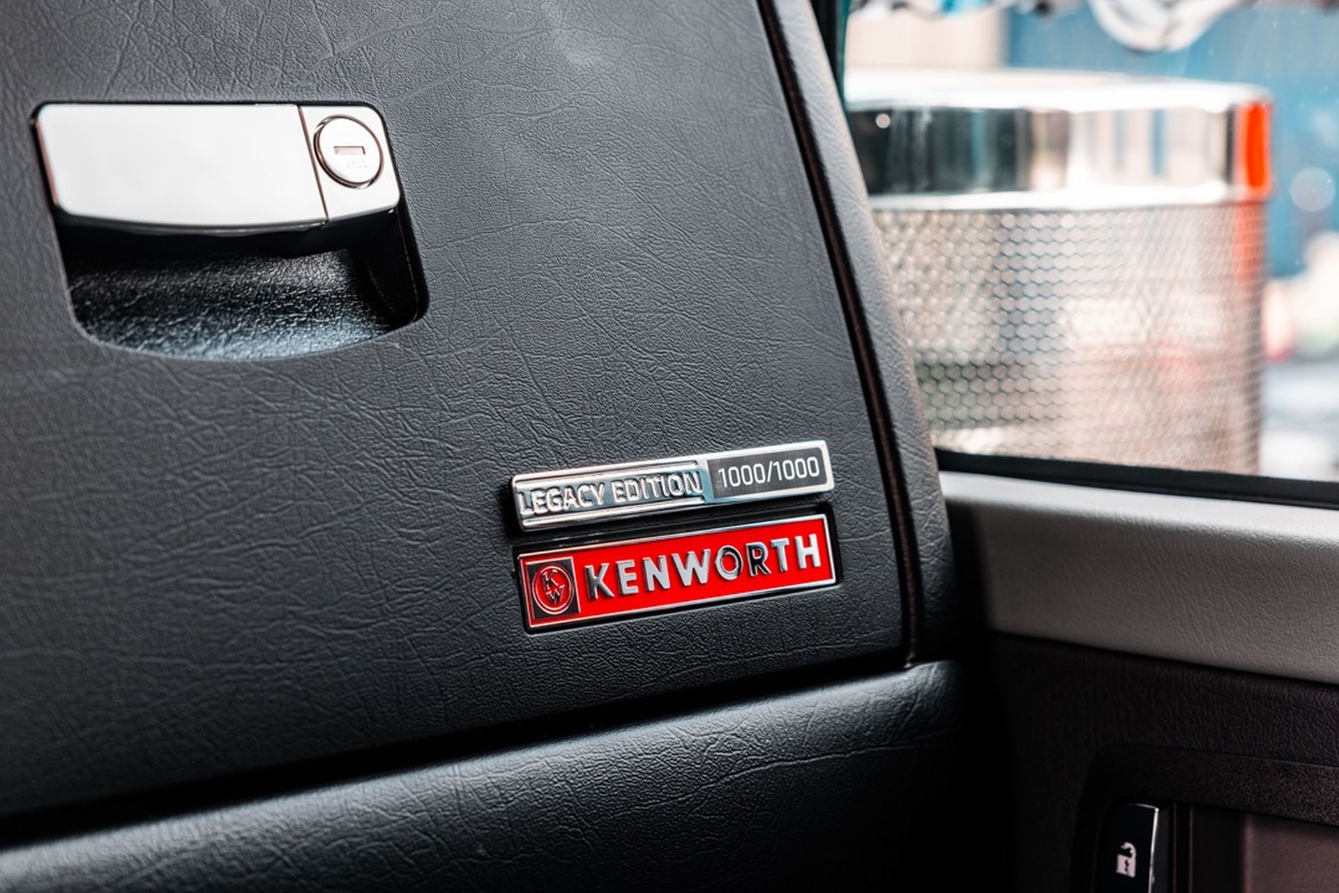 Kenworth W900 Legacy Edition