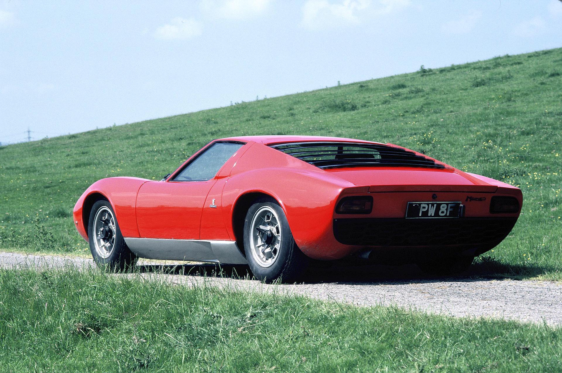 Lamborghini Miura - 60 lat samochodu, który zmienił definicję supersamochodu
