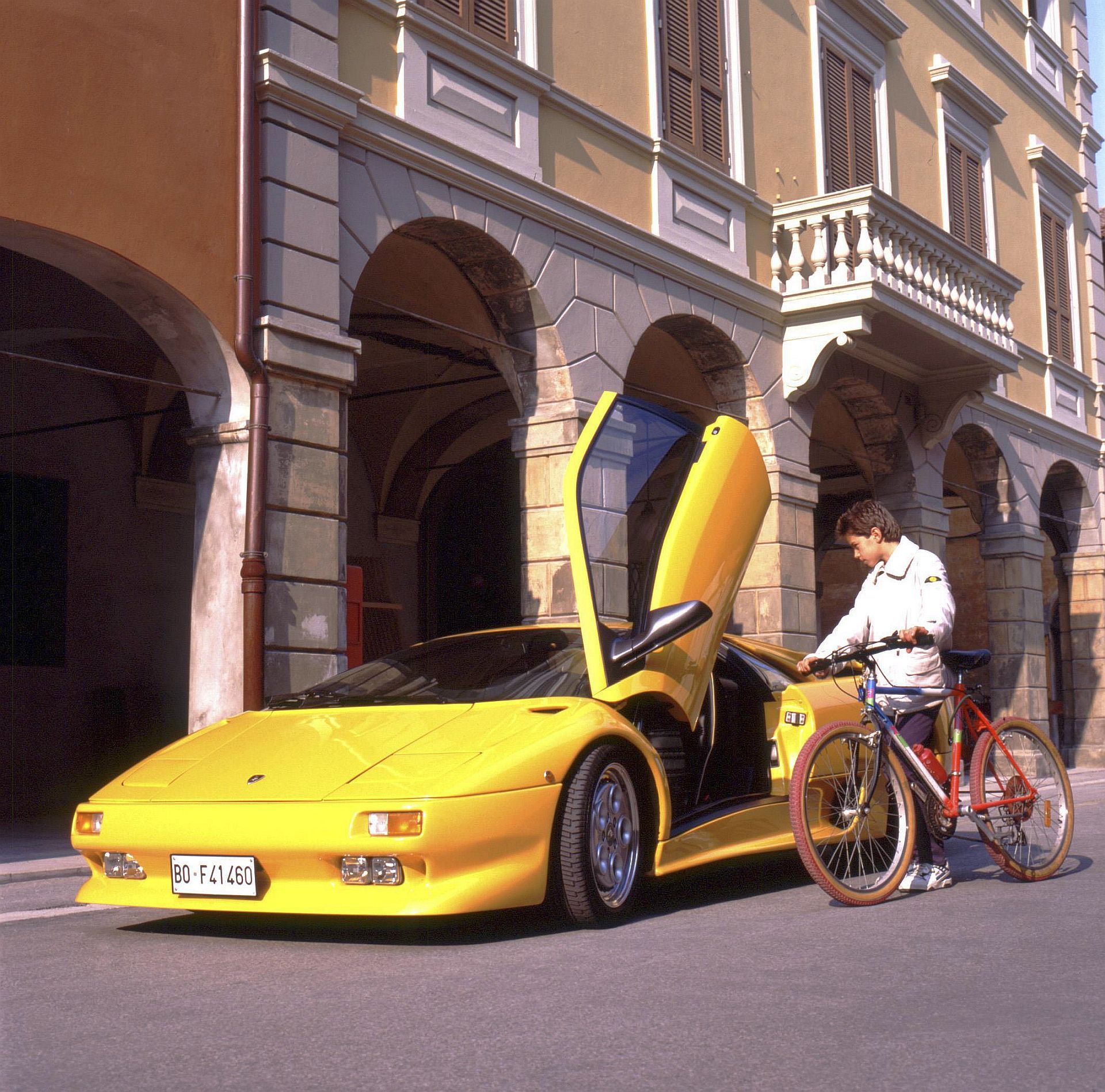 Lamborghini Diablo - 35 lat motoryzacyjnej legendy