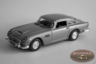 Aston Martin DB4