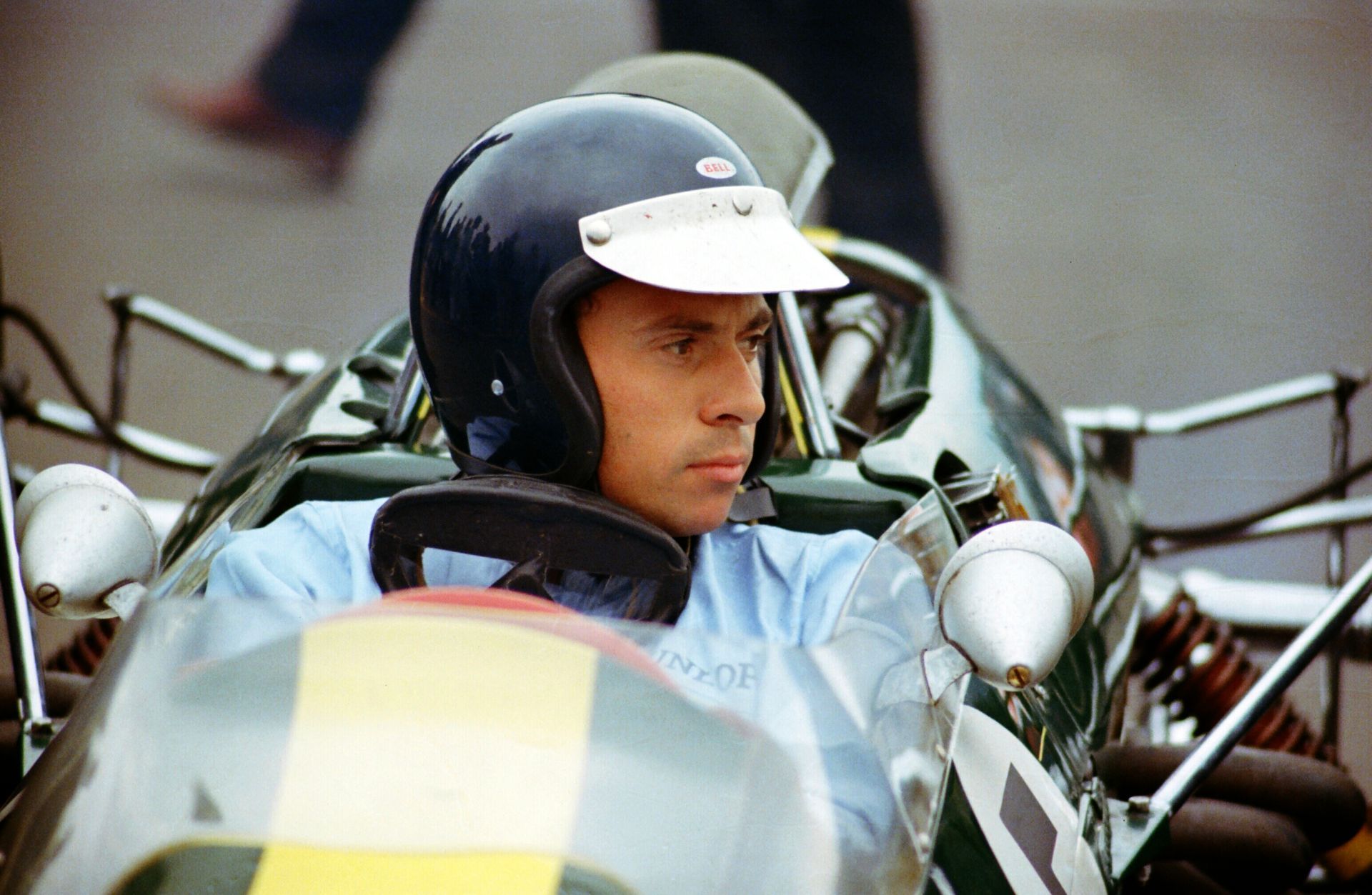 Lotus Emira Clark Edition - hołd dla ikony motorsportu Jima Clarka