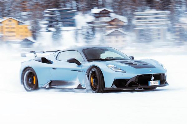 Sto lat wyścigowej pasji - Maserati świętuje swoje dziedzictwo w St. Moritz