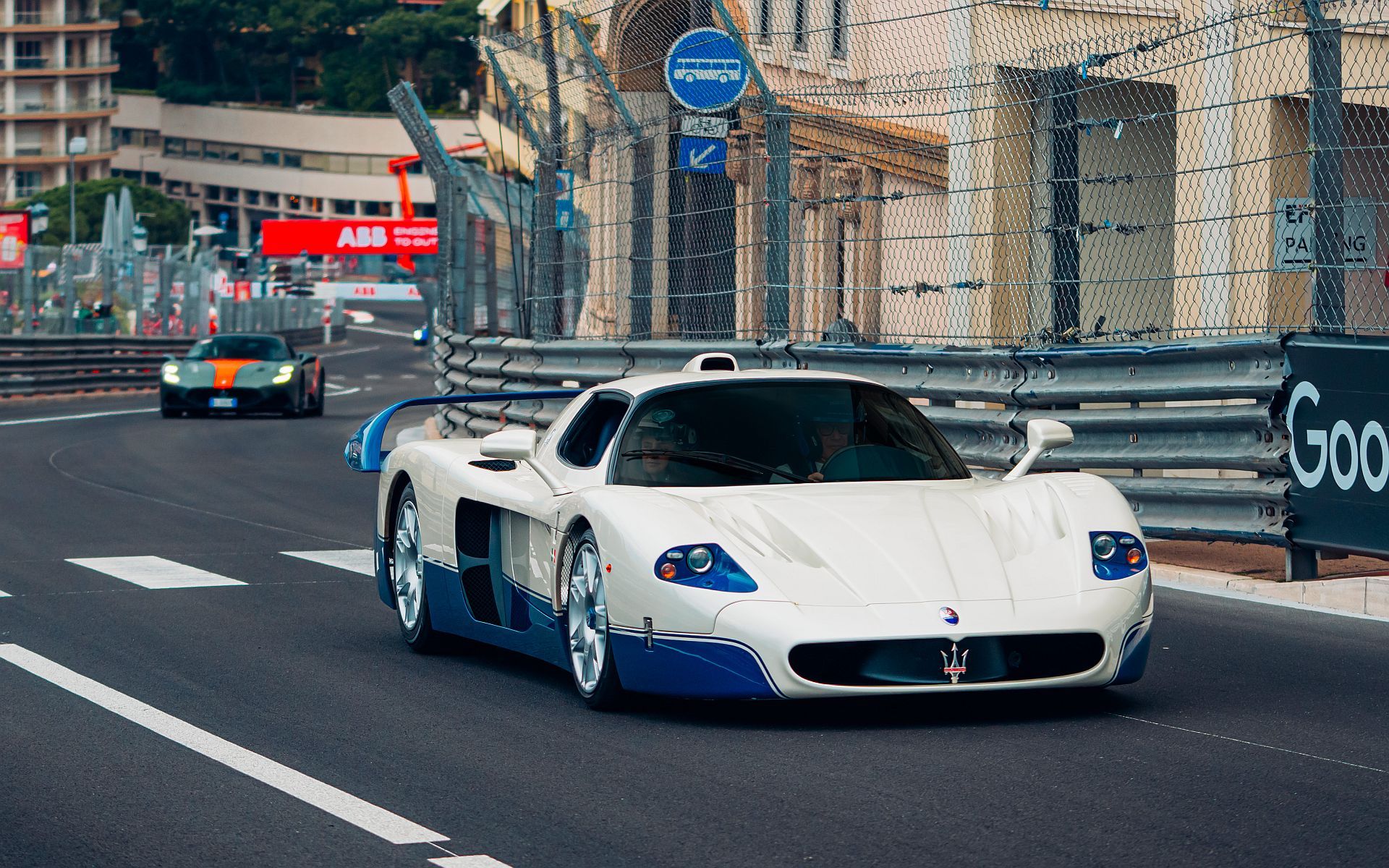 Maserati świętuje blisko 100 lat wyścigowej historii w Monako