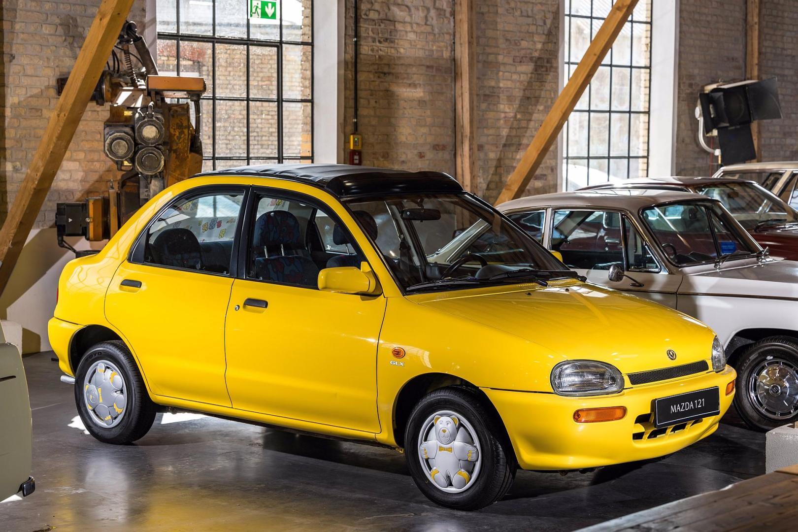 Mazda 121 Haribo "Goldy"