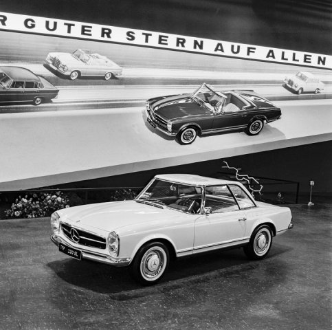 Mercedes-Benz 230 SL