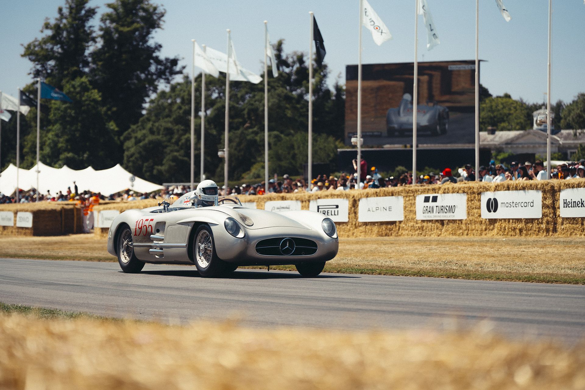 Mercedes-Benz świętuje 75 lat Formuły 1 - legendy na Goodwood Festival of Speed