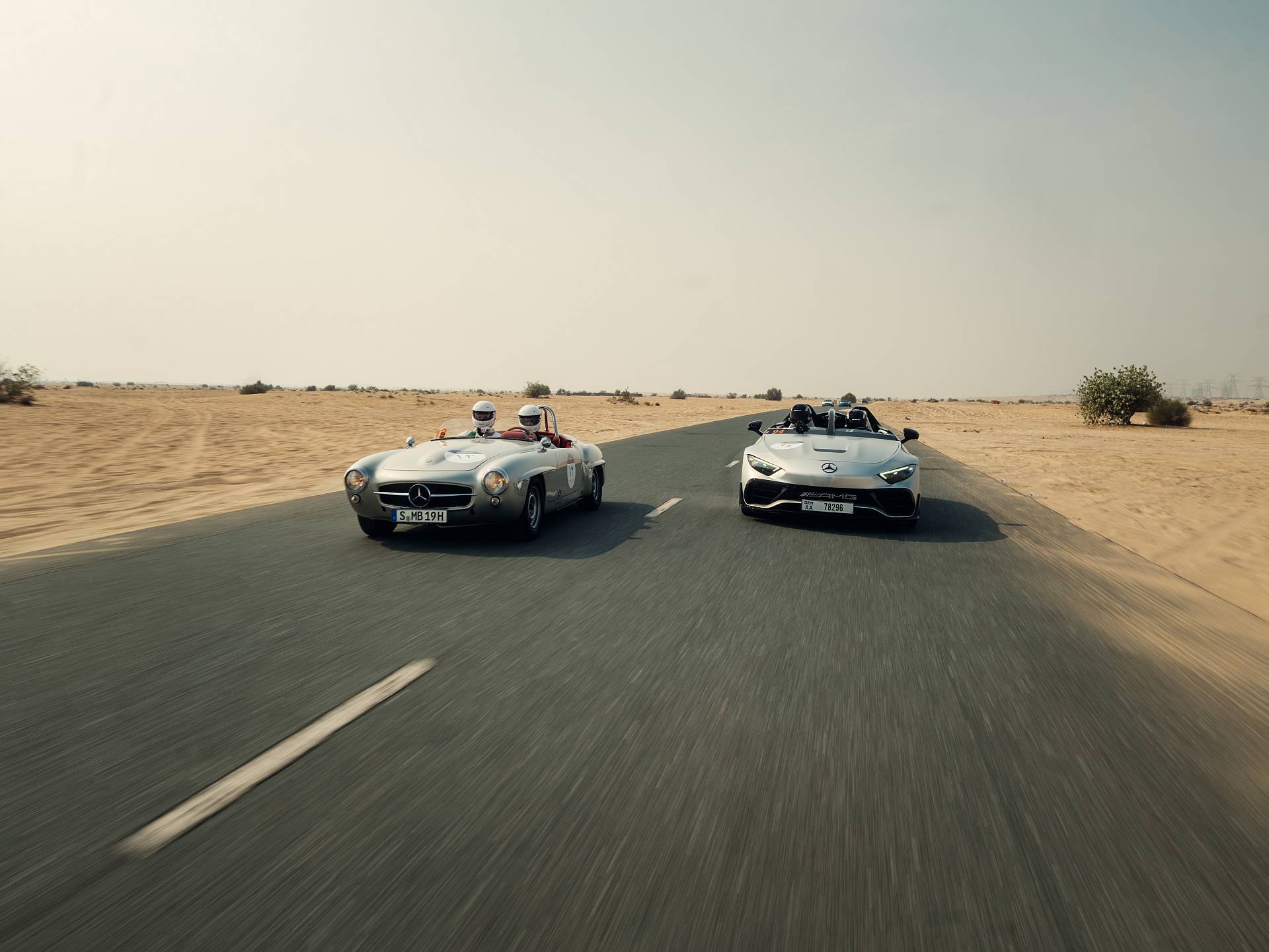 Mercedes-Benz 300 SLR na trasie 1000 Miglia Experience UAE