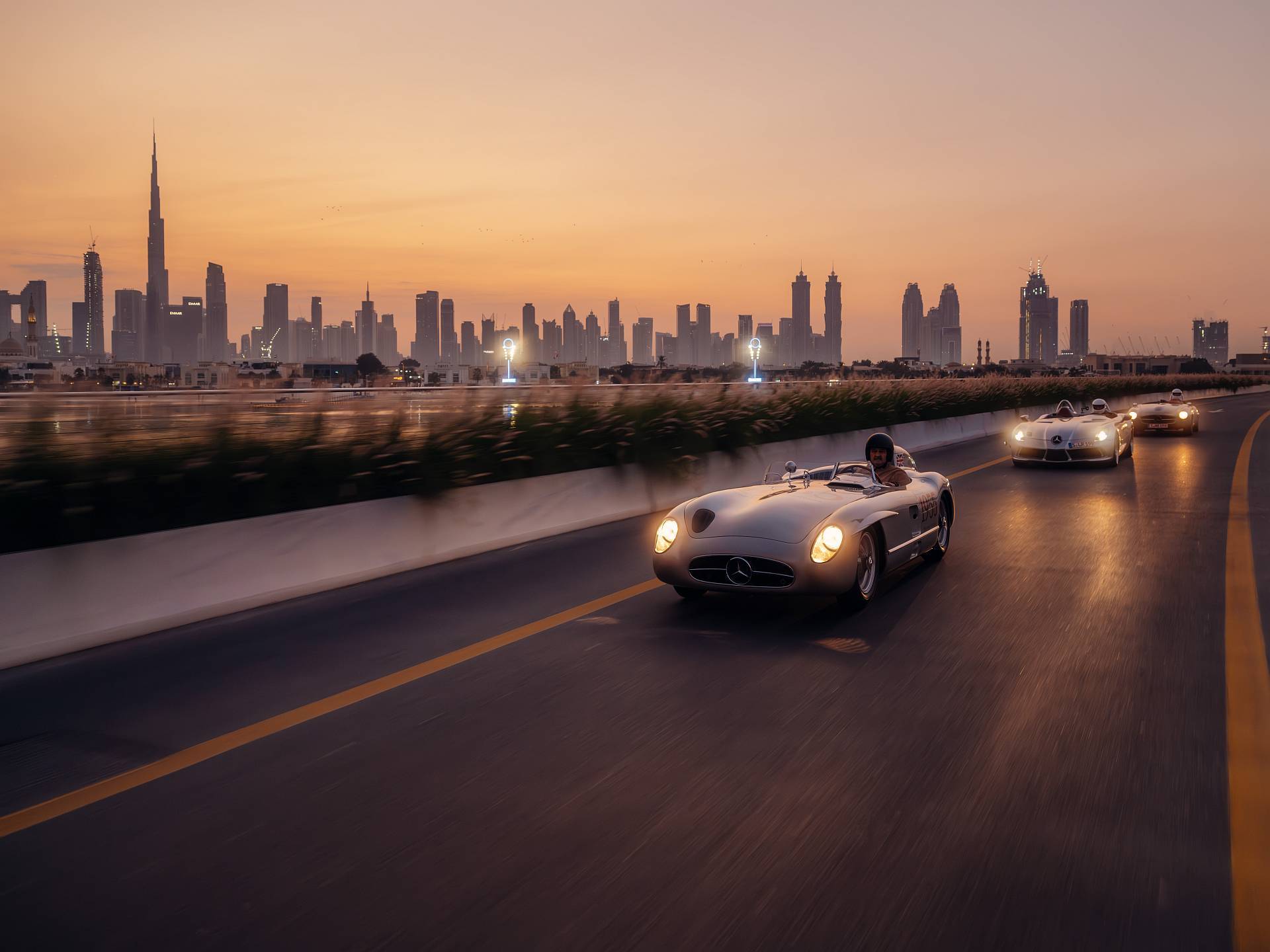Mercedes-Benz 300 SLR na trasie 1000 Miglia Experience UAE