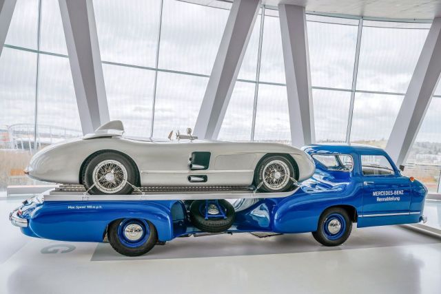 Mercedes-Benz "Blue Wonder" i 300 SLR