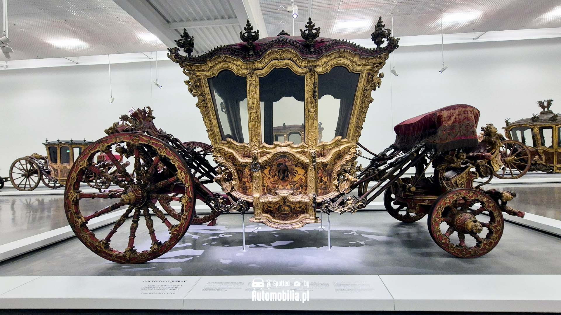 Muzeum powozów w Lizbonie - gdy luksus miał cztery koła i sześć koni